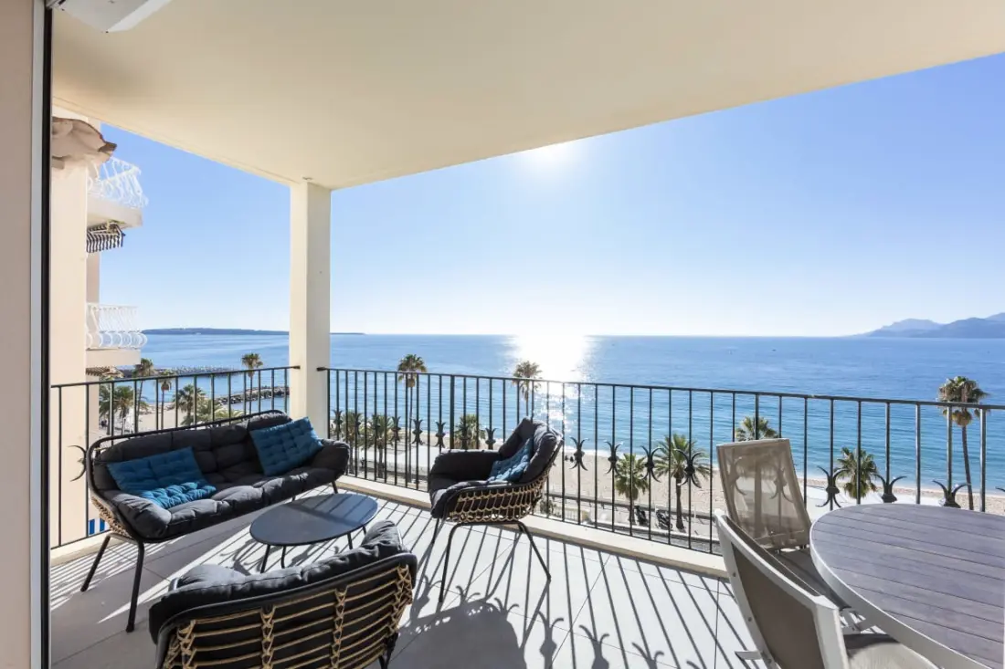 Résidence Appartement 3 Chambres 125 M2 Avec Vue Exceptionnelle Face à La Mer