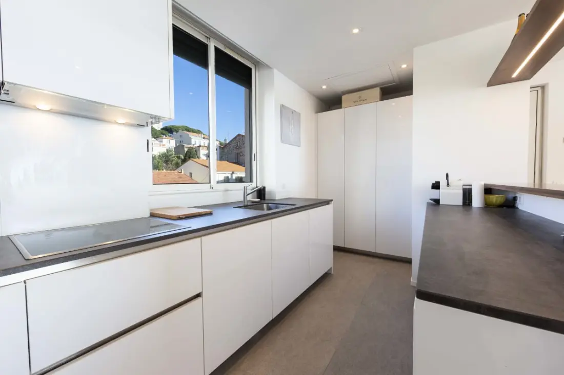 Résidence Appartement 3 Chambres 125 M2 Avec Vue Exceptionnelle Face à La Mer
