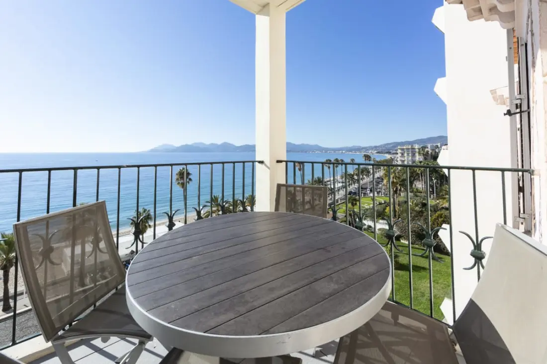 Résidence Appartement 3 Chambres 125 M2 Avec Vue Exceptionnelle Face à La Mer