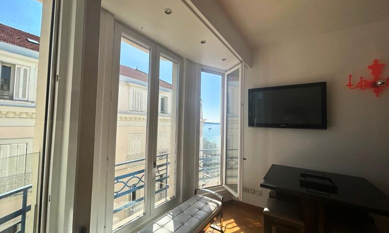 Havre De Paix Et Vue Sur La Croisette - - Cannes - 5