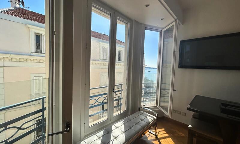 Havre De Paix Et Vue Sur La Croisette - - Cannes - 6
