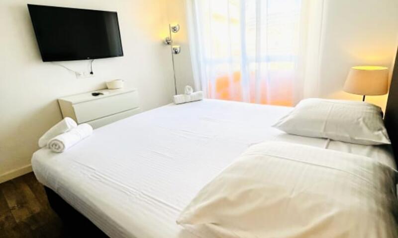 Résidence Le Verdi - T2 Avec Climatisation Et Parking Dans Le Centre De Cannes - - Cannes - 11