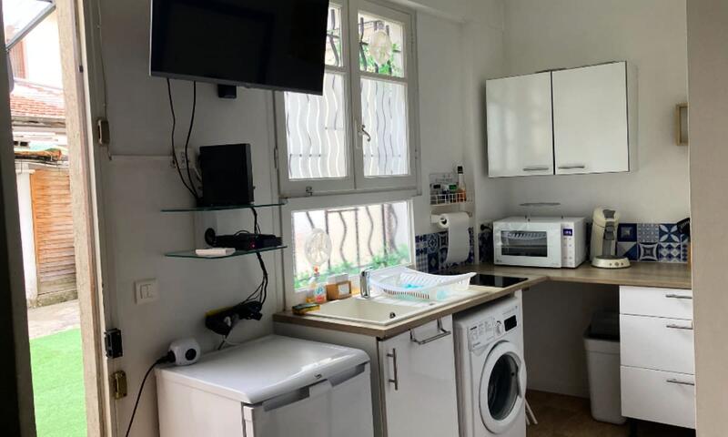 Studio De 18 M² Avec Terrasse à Cannes La Bocca - - Cannes - 4