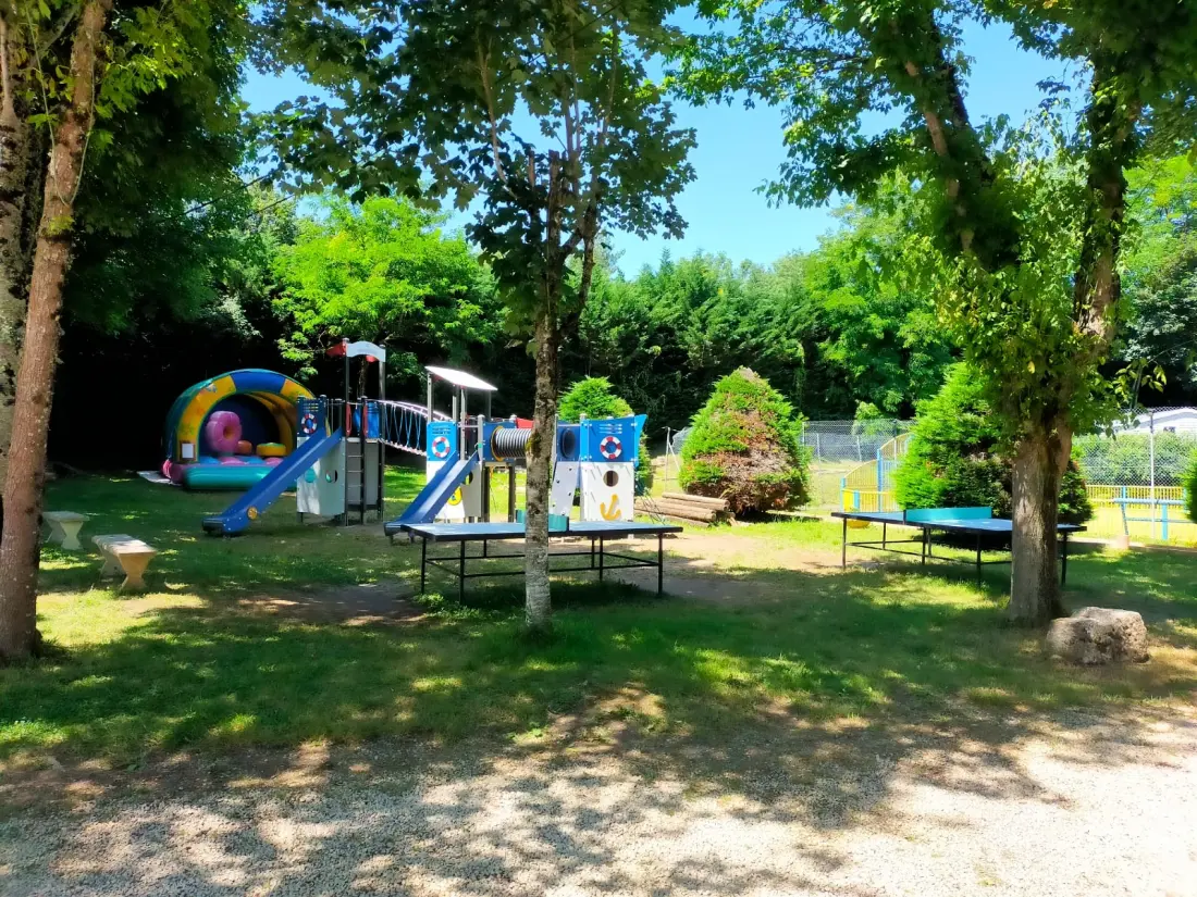 Camping l'Eau Vive 4 étoiles★★★★