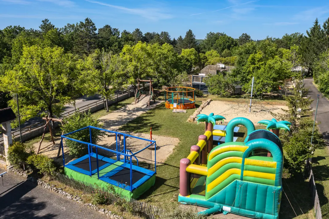 Camping Romanée Le Lou Castel4 étoiles★★★★