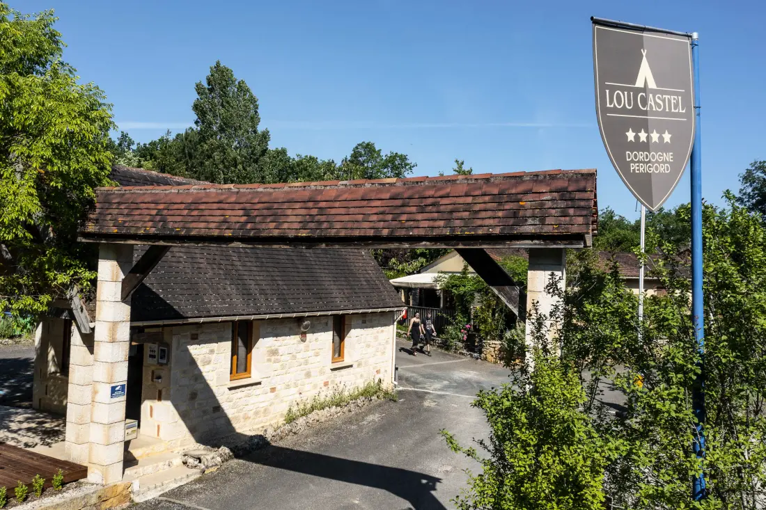 Camping Romanée Le Lou Castel4 étoiles★★★★