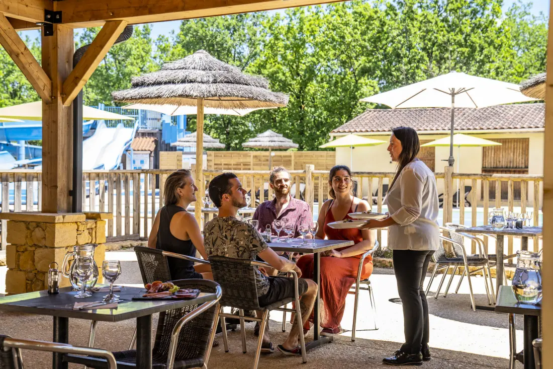 Camping Romanée Le Lou Castel4 étoiles★★★★