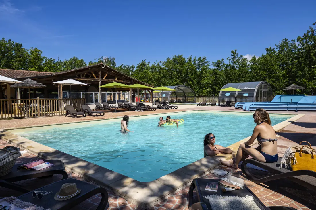 Camping Romanée Le Lou Castel4 étoiles★★★★