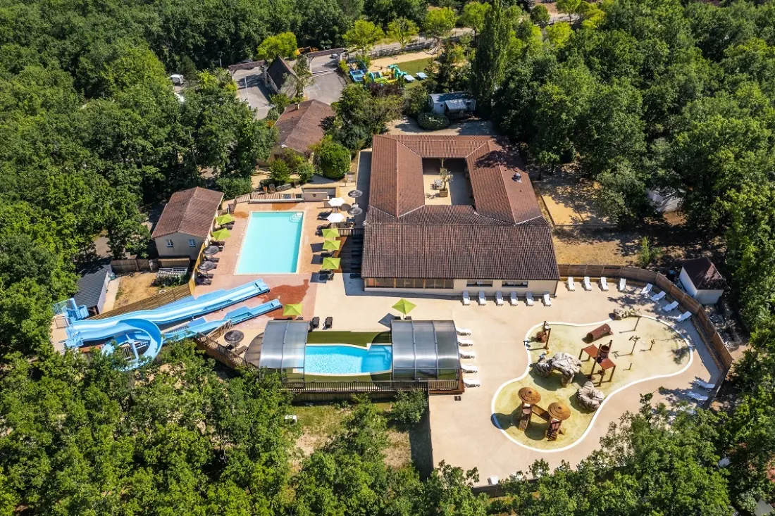 Camping Romanée Le Lou Castel4 étoiles★★★★