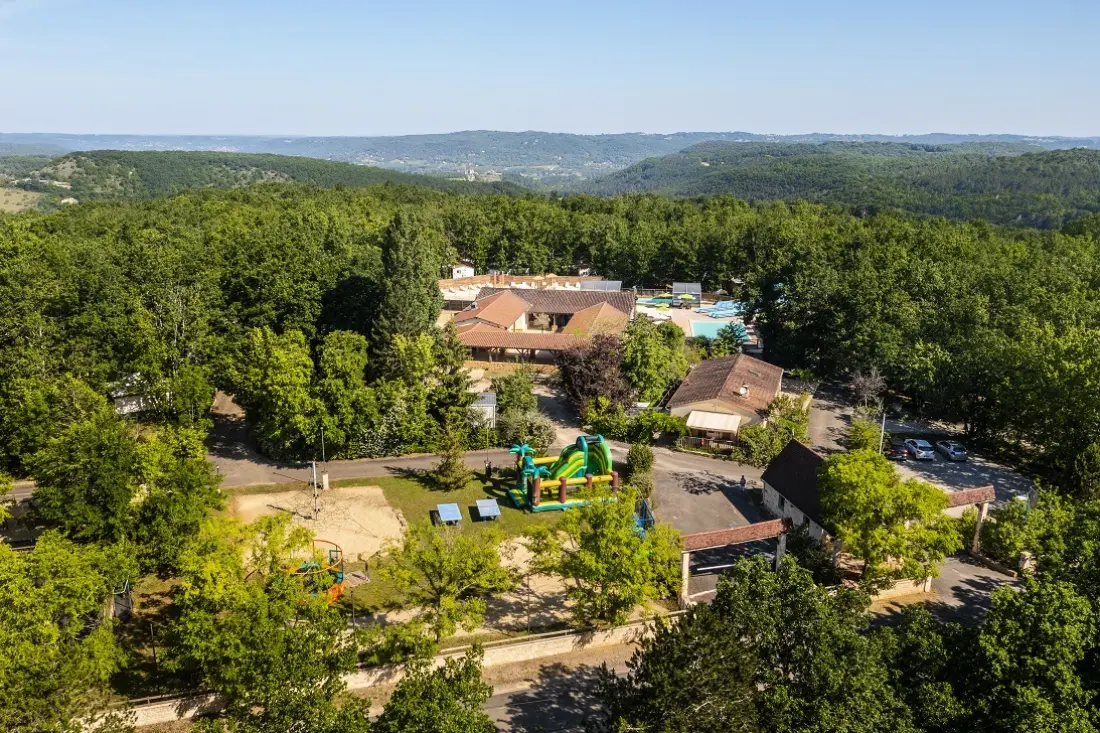 Camping Romanée Le Lou Castel4 étoiles★★★★