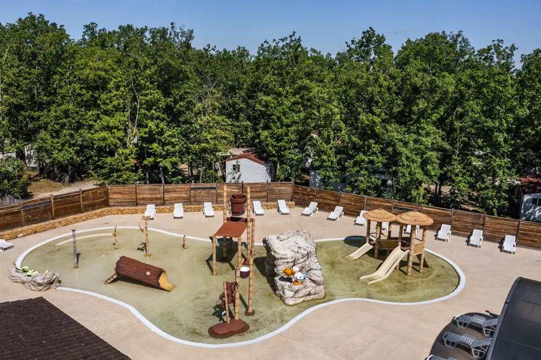 Camping Romanée Le Lou Castel4 étoiles★★★★