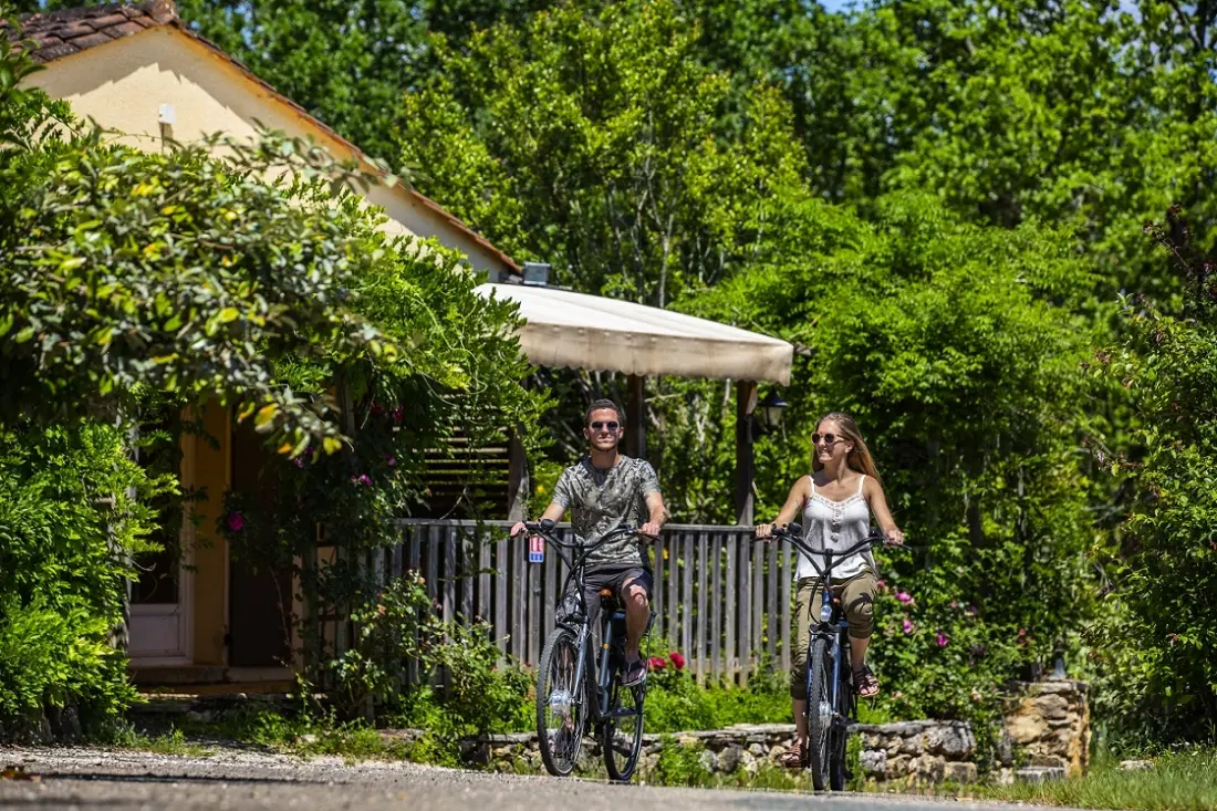 Camping Romanée Le Lou Castel4 étoiles★★★★