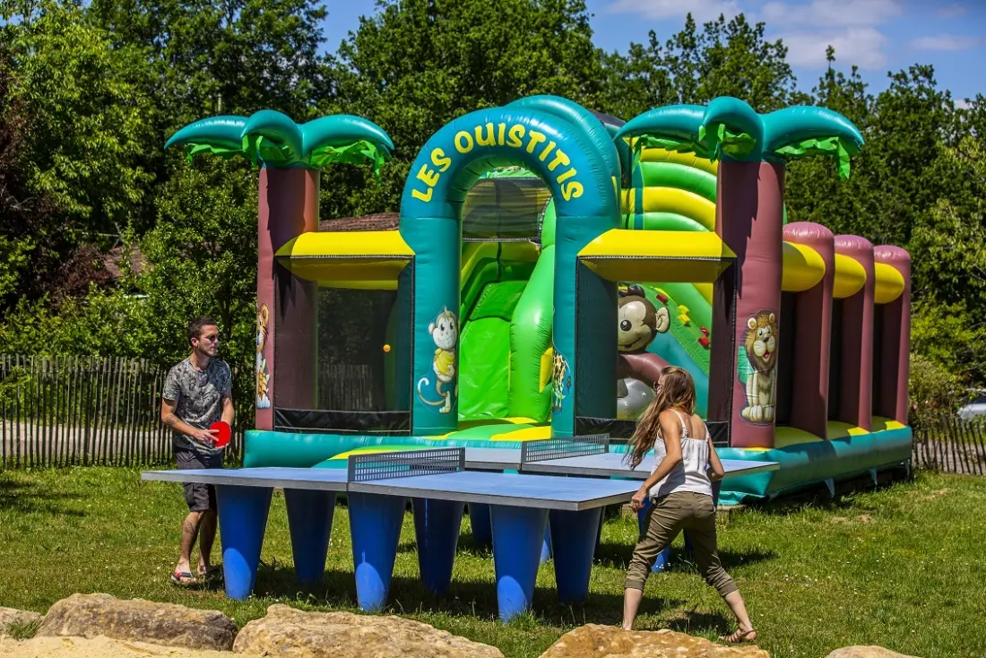 Camping Romanée Le Lou Castel4 étoiles★★★★