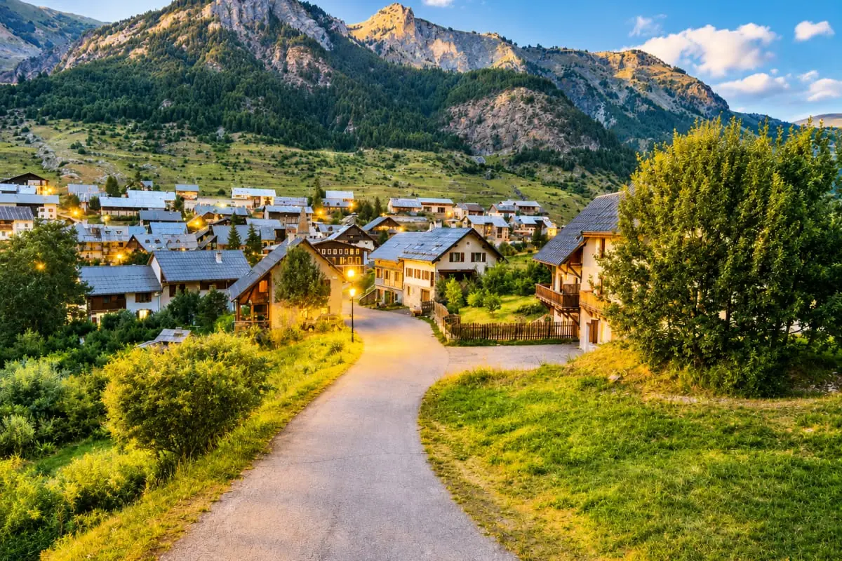 Résidence Bel Appartement À La Montagne - - Cervieres - 1