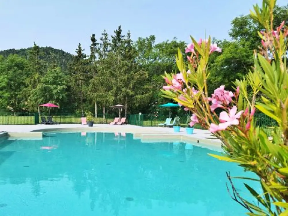 Camping Chanset 3 étoiles★★★