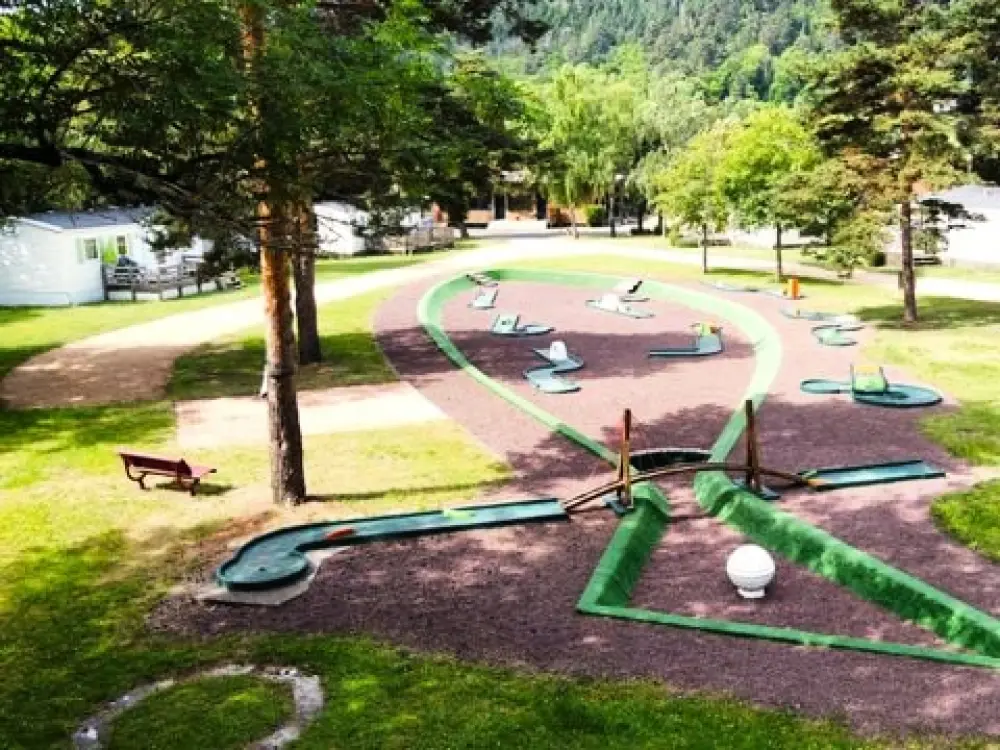 Camping Chanset 3 étoiles★★★