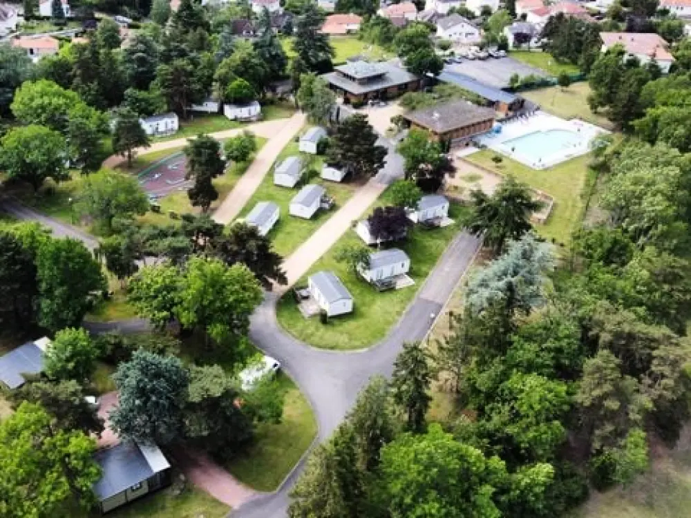 Camping Chanset 3 étoiles★★★