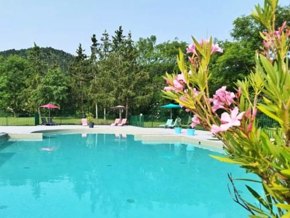 Camping Chanset 3 étoiles★★★