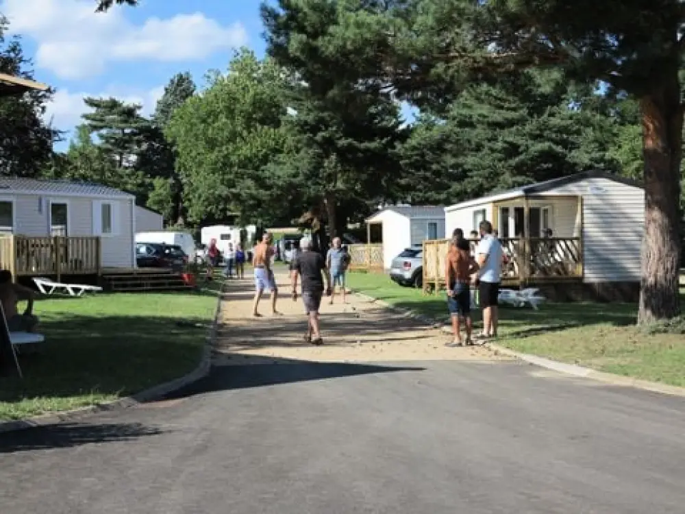 Camping Chanset 3 étoiles★★★