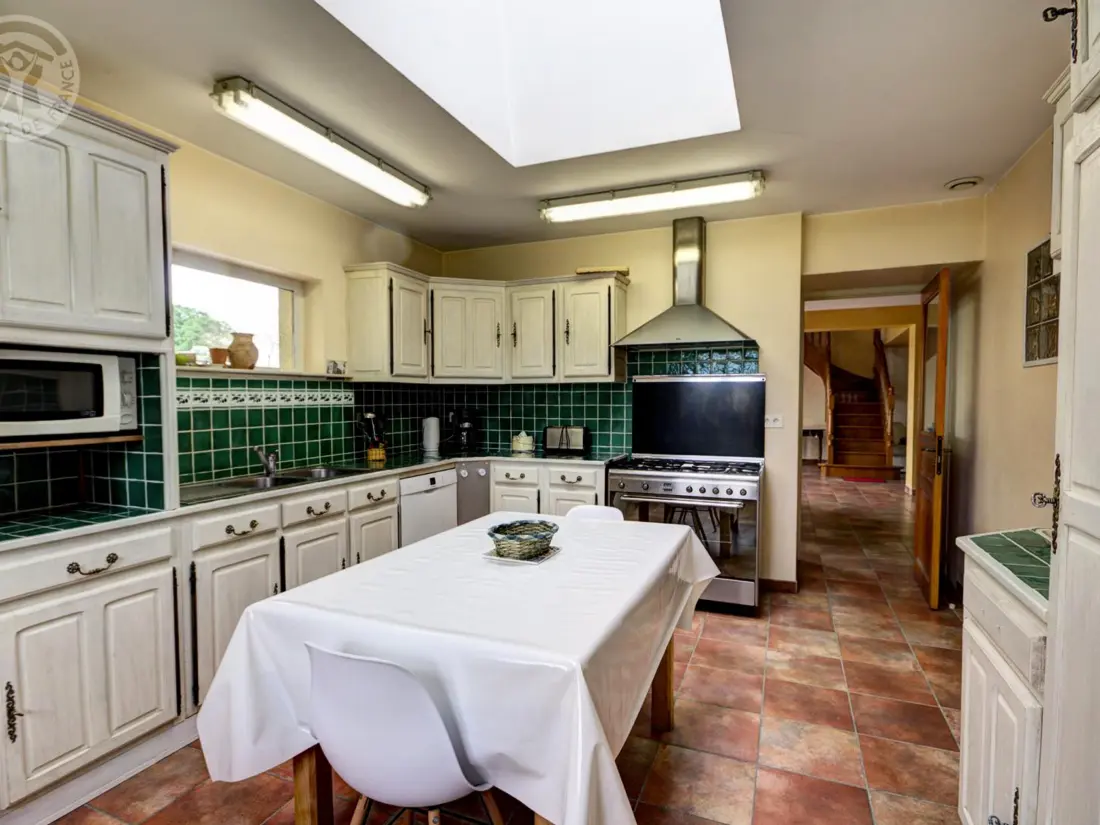 Maison de Vacances CHALAIN-LE-COMTAL
