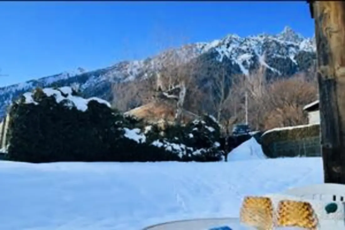 Cosy Avec Jardin, Parking Et Vue Mont-blanc