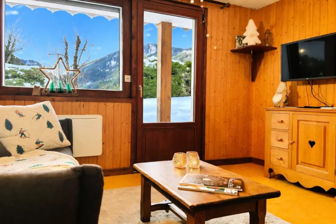 Cosy Avec Jardin, Parking Et Vue Mont-blanc