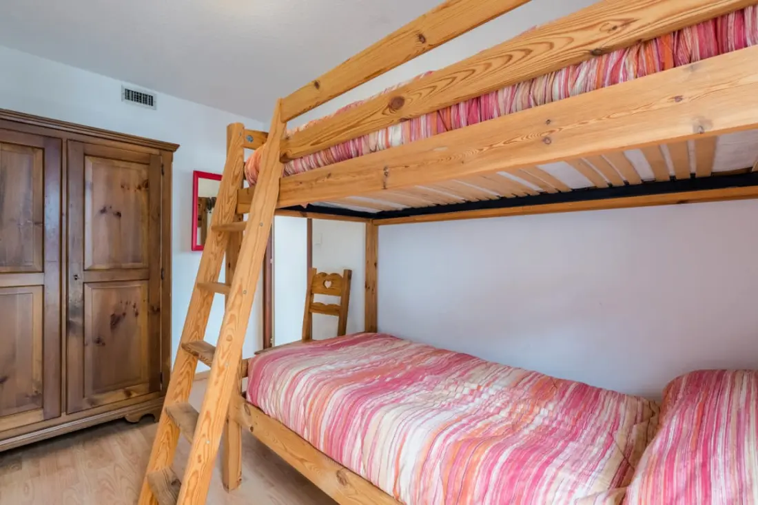 Appt Savoyard Avec Vue Montagne | Parking + Balcon