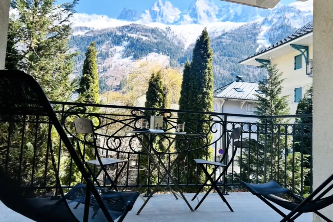 Appt Avec Balcon Et Parking Au Coeur De Chamonix