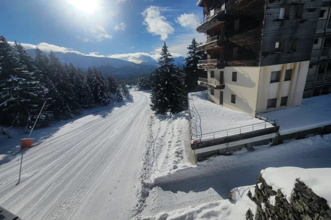 Vue époustouflante Agréable T3 Au Pied Des Pistes Terrasse Pkg 6 Pers
