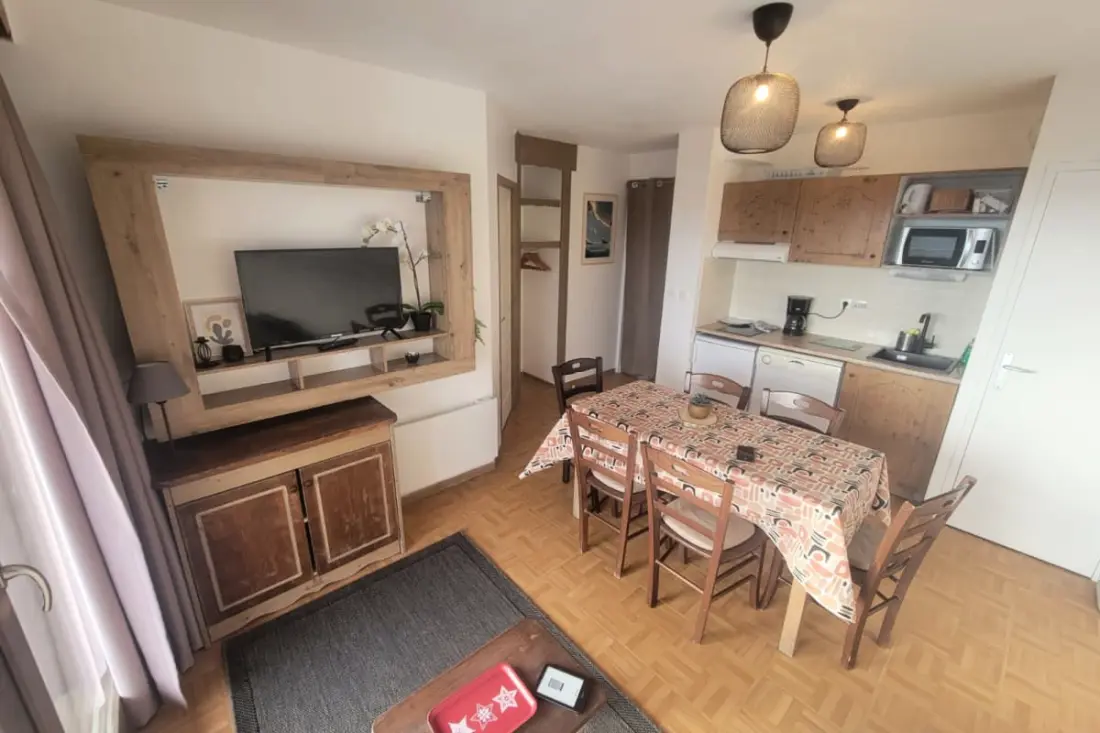 Vue époustouflante Agréable T3 Au Pied Des Pistes Terrasse Pkg 6 Pers