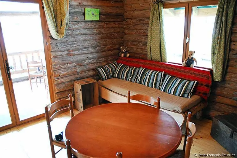 Gîte de France La fuste du bûcheron - cabane authentique 3 épis