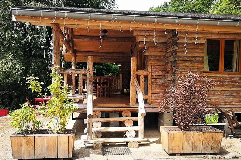Gîte de France La fuste du bûcheron - cabane authentique 3 épis