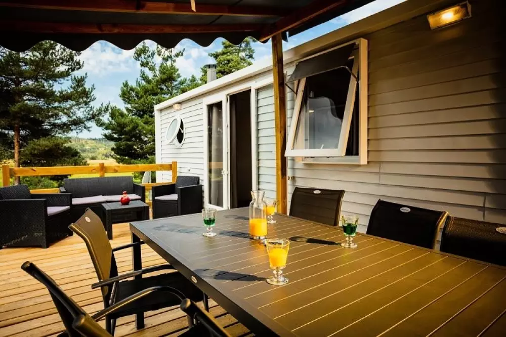 Camping Les Sous Bois du Lac 3 étoiles★★★