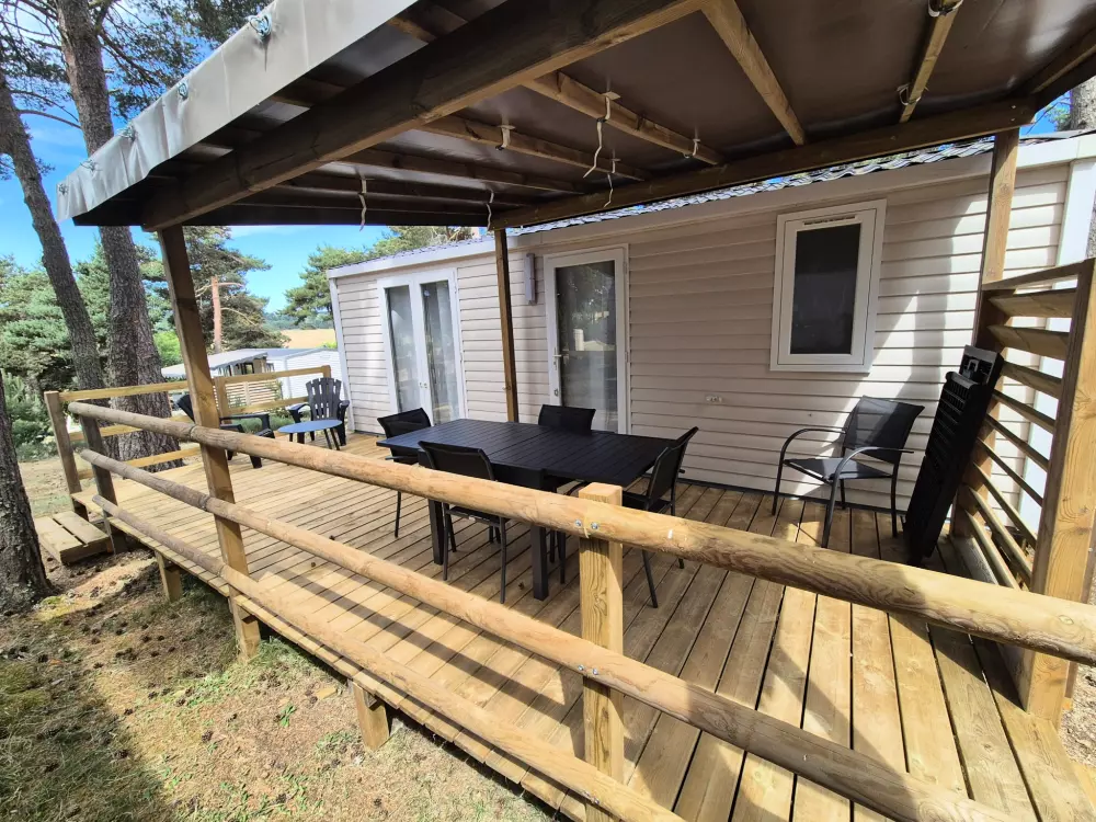 Camping Les Sous Bois du Lac 3 étoiles★★★