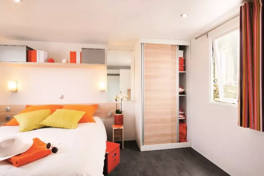 Camping Les Sous Bois du Lac 3 étoiles★★★