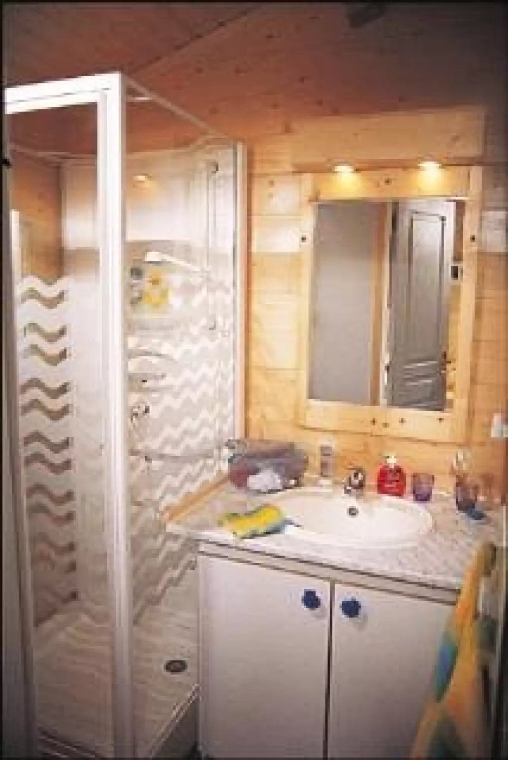 Camping Les Sous Bois du Lac 3 étoiles★★★