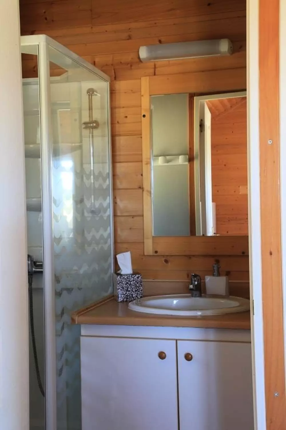 Camping Les Sous Bois du Lac 3 étoiles★★★