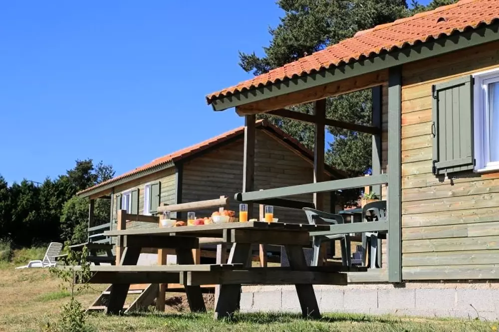 Camping Les Sous Bois du Lac 3 étoiles★★★