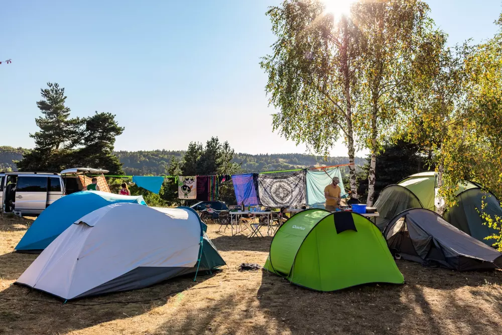 Camping Les Sous Bois du Lac 3 étoiles★★★