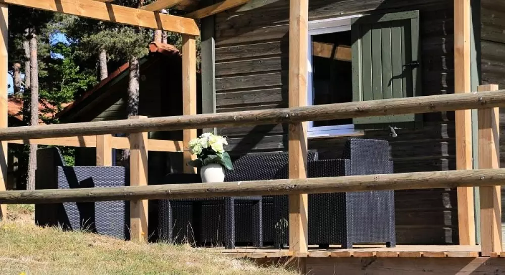 Camping Les Sous Bois du Lac 3 étoiles★★★