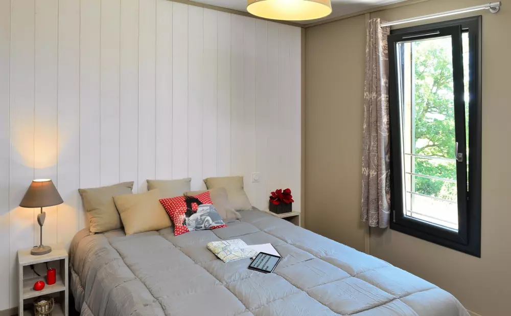 Camping Les Sous Bois du Lac 3 étoiles★★★