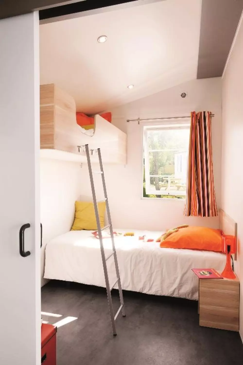 Camping Les Sous Bois du Lac 3 étoiles★★★