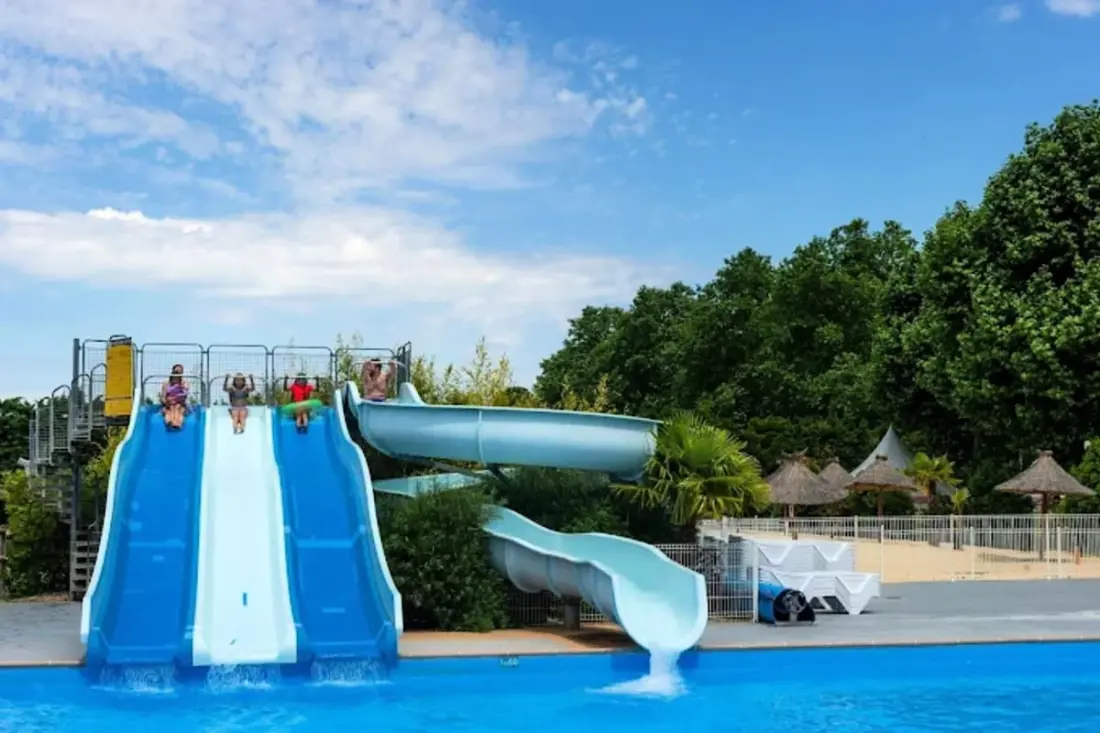 Résidence Camping Marvilla Parks - Chateau De Galaure - Mobilhome 3 Chambres 6 Pers.
