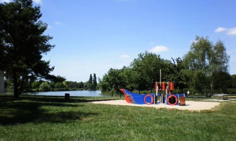 Camping Le Rochat-Belle-Isle *** - Châteauroux - 35