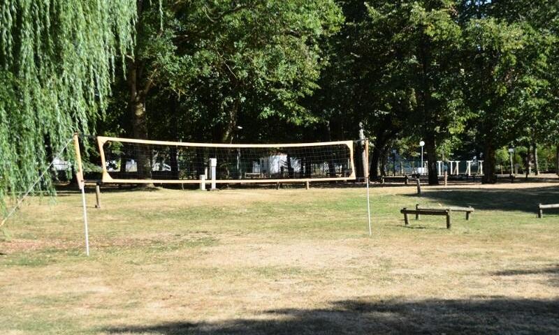 Camping Le Rochat-Belle-Isle *** - Châteauroux - 16