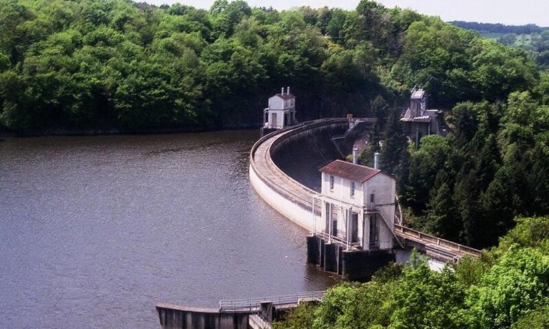 Camping Le Rochat-Belle-Isle *** - Châteauroux - 40