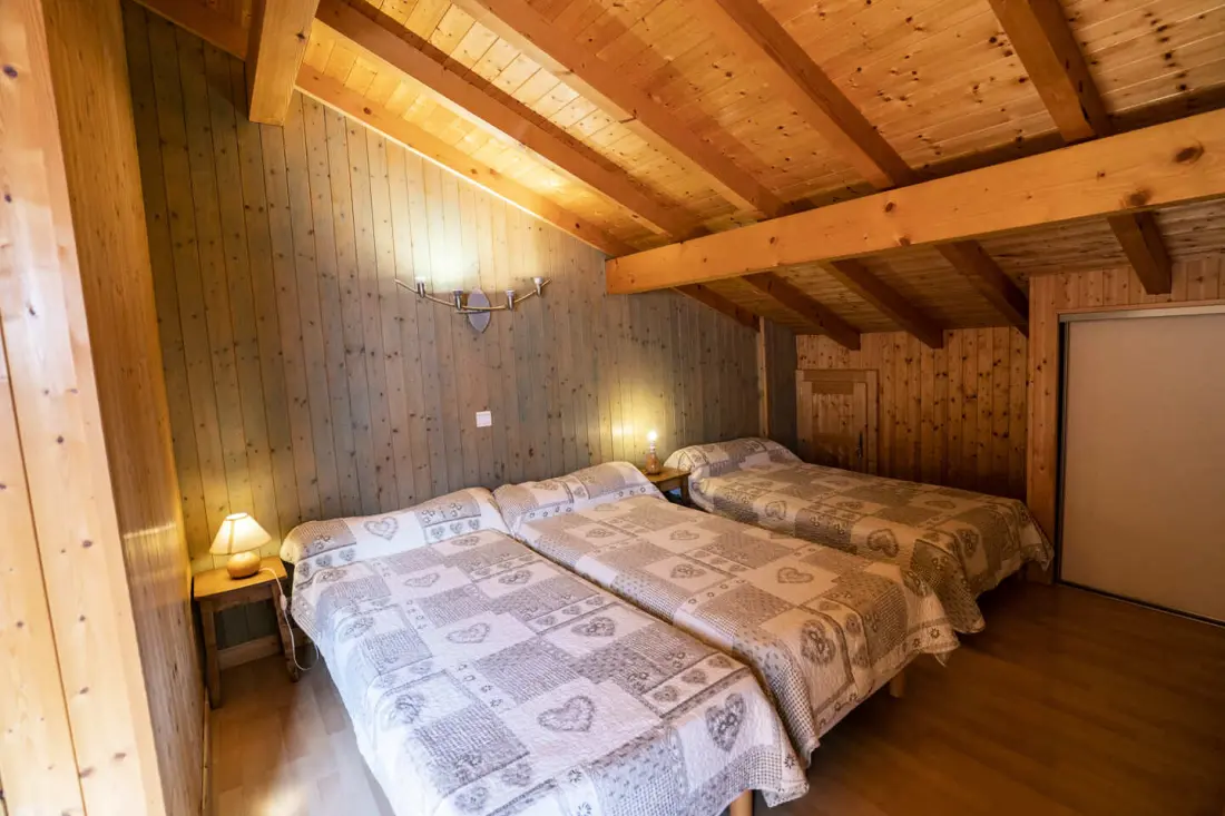 CHALET 10 PERSONNES