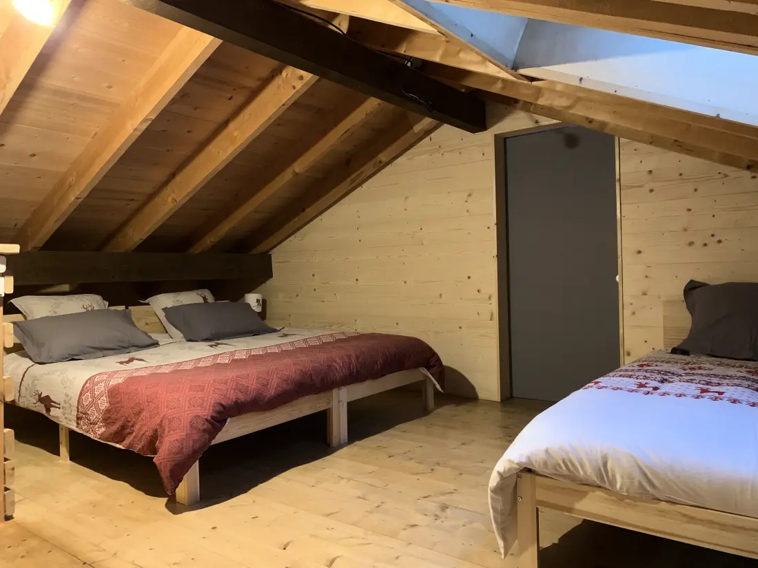 CHALET 10 PERSONNES