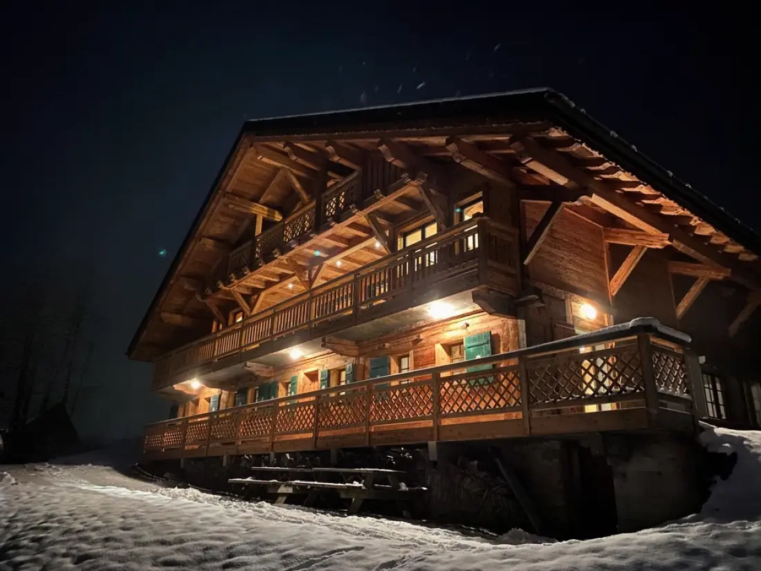CHALET 15 PERSONNES