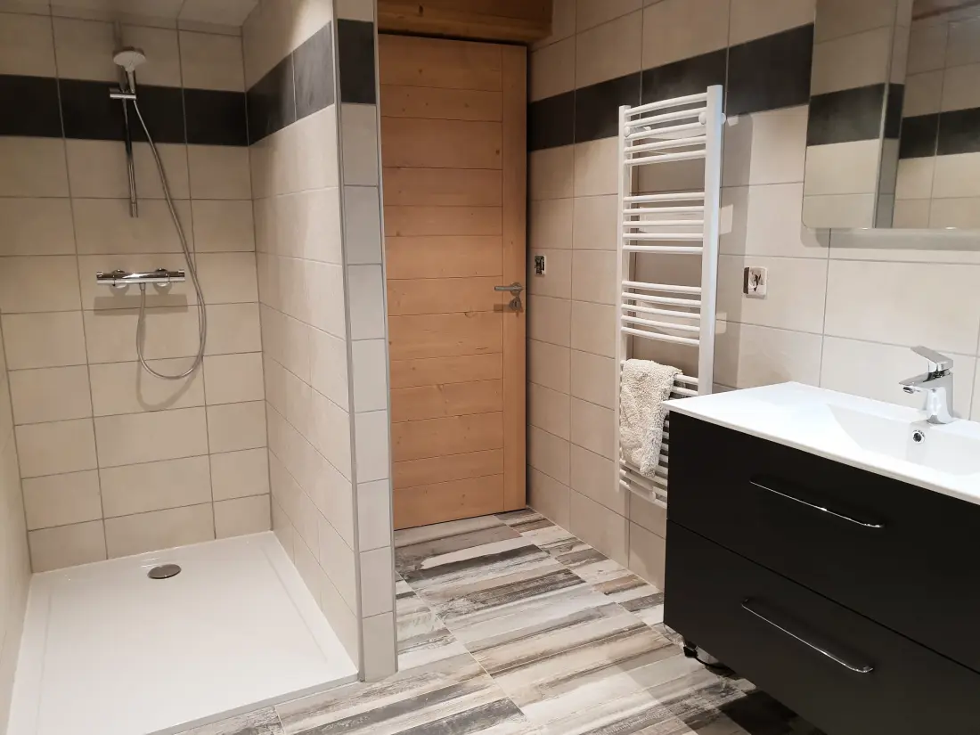 CHALET 16 PERSONNES